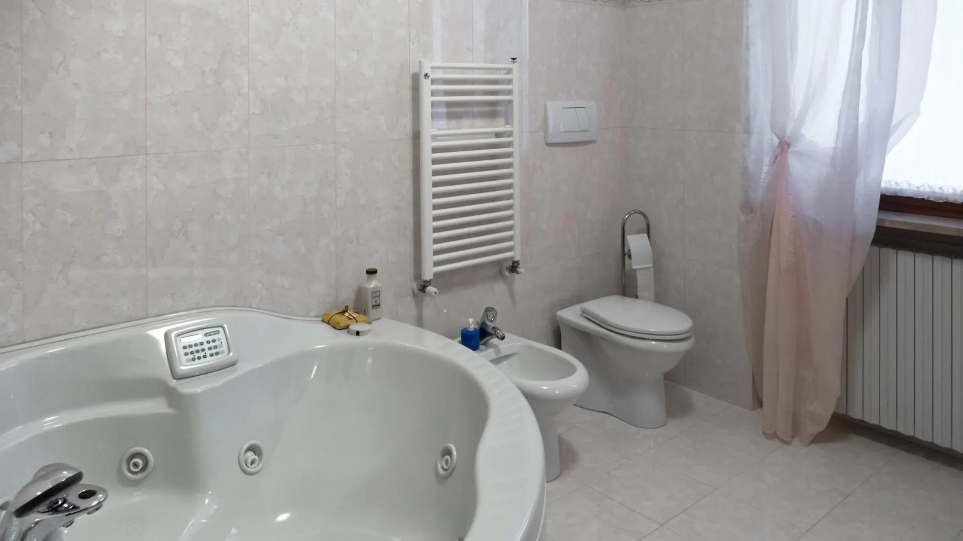 La Vela Otel Negrar İtalya