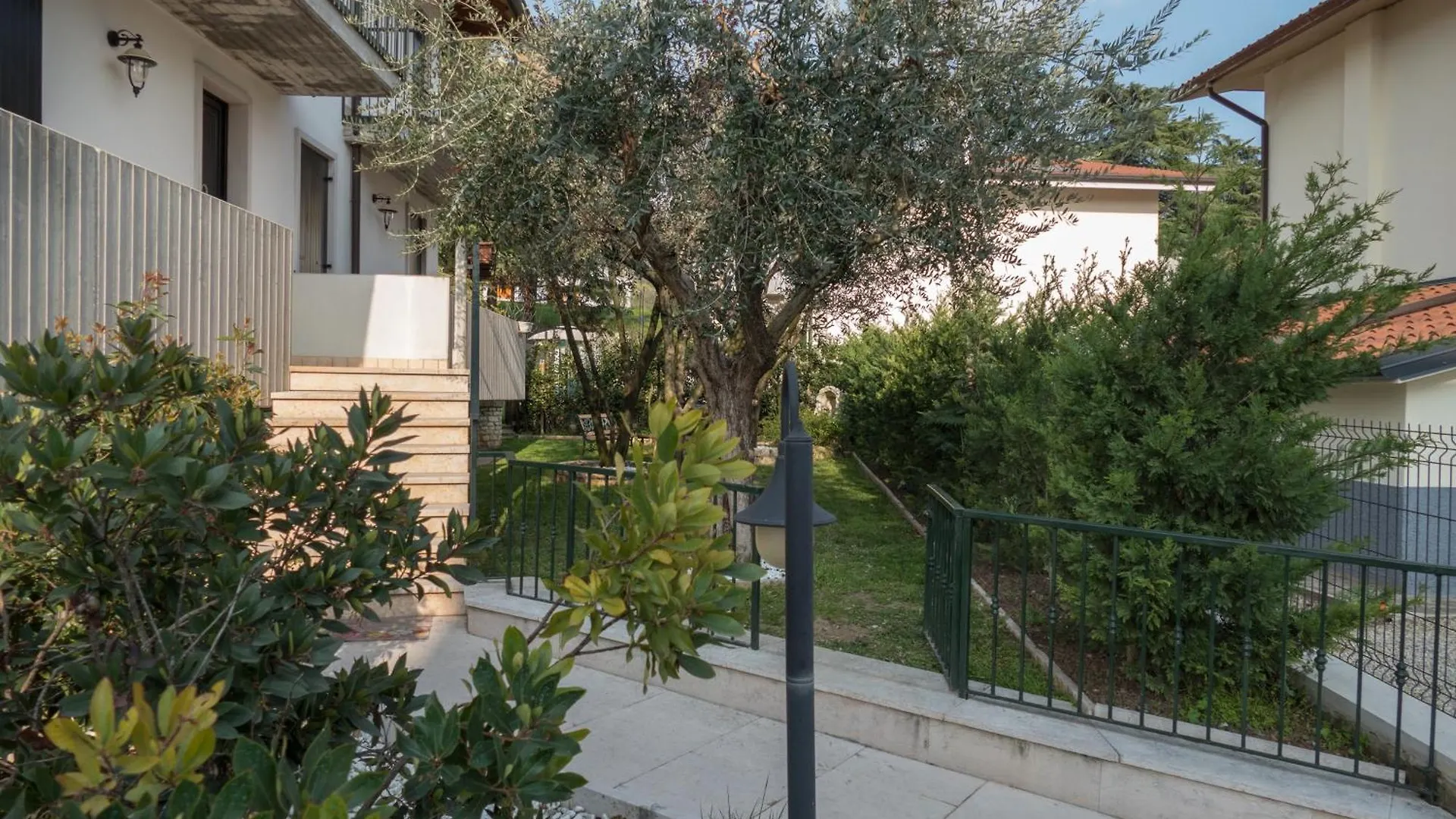 Konukevi La Vela Otel Negrar İtalya